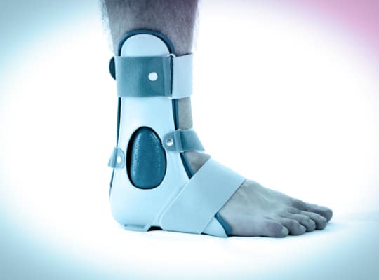 medical-shoes-bandagesnew